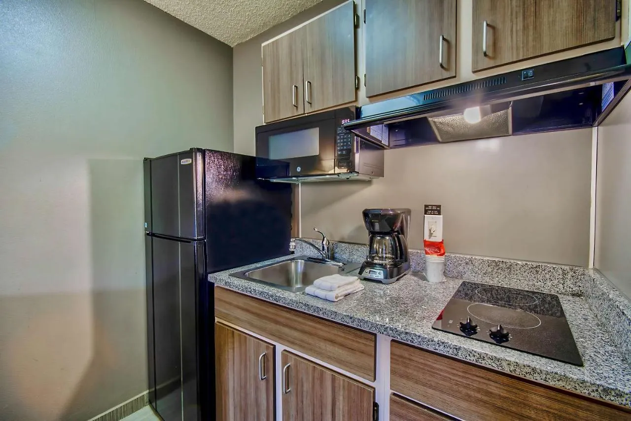 Studio 6-Phoenix, Az - Deer Valley Hotel
